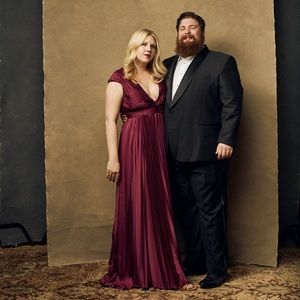 Ieena by Mac Duggal Plunge Pleat Gown Magenta Sz 8